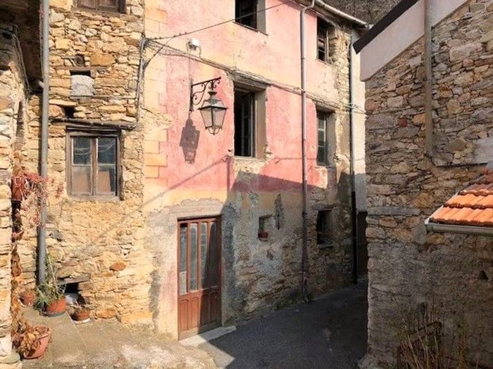 Appartamento con 6 locali in vendita in Alto