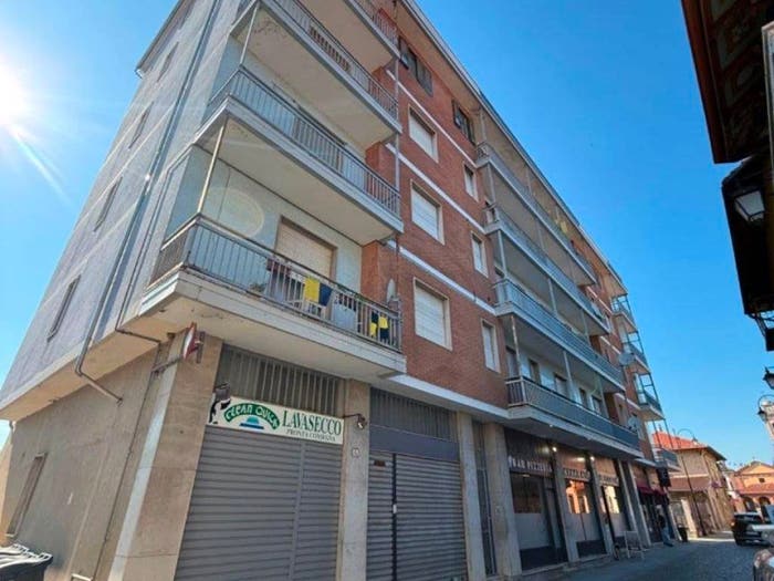 Appartamento trilocale in vendita in Via Roma, Centro, Saluggia