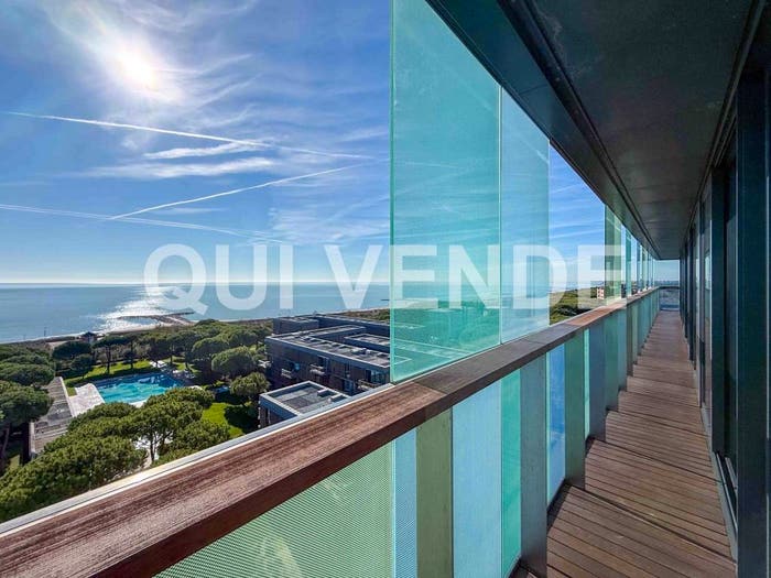 Appartamento quadrilocale in vendita in Viale Oriente, Pineta, Jesolo