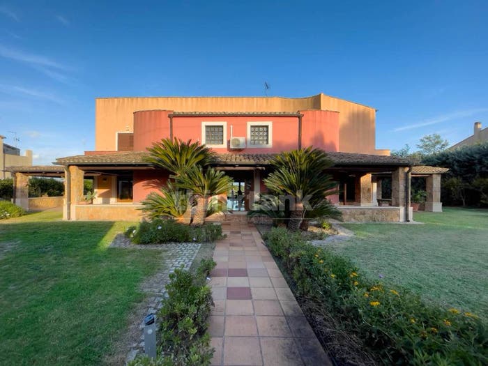 Casa con 6 locali in vendita in via madonna del Carmelo, Noto