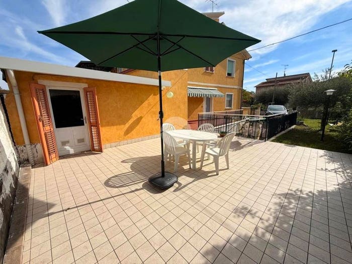 Appartamento trilocale in vendita in Via Torquato Tasso, Lucrezia, Cartoceto