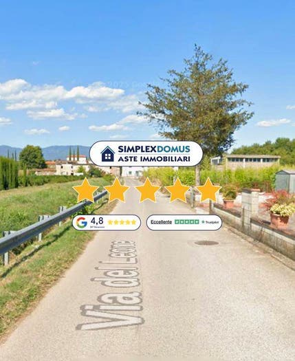 Casa con 6 locali in vendita in Via Croce di Vizzano, Montale