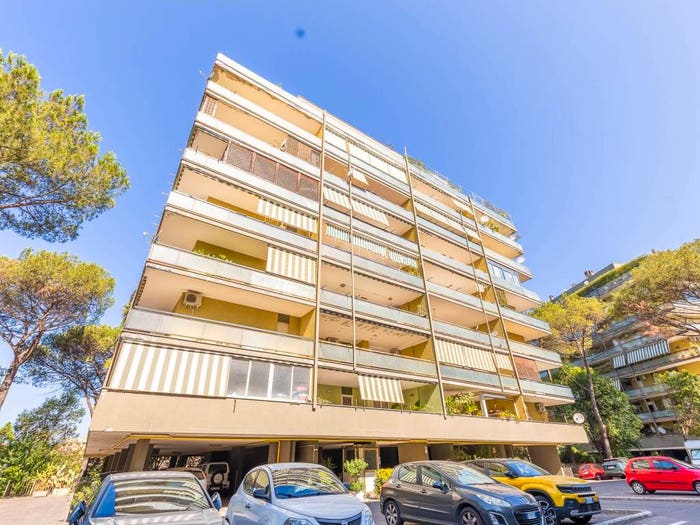 Appartamento bilocale in vendita in Via Trasaghis, Labaro, Roma