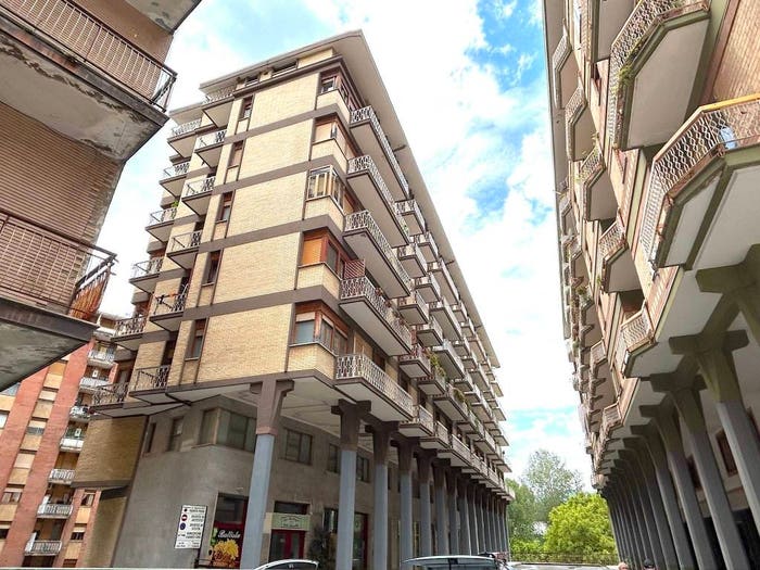 Appartamento con 5 locali in vendita in Via Tagliamento, Emanuele II C Colombo Morelli e Silvati, Avellino
