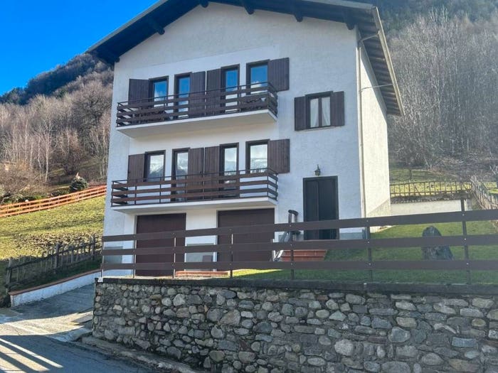 Casa con 6 locali in vendita in Colorina