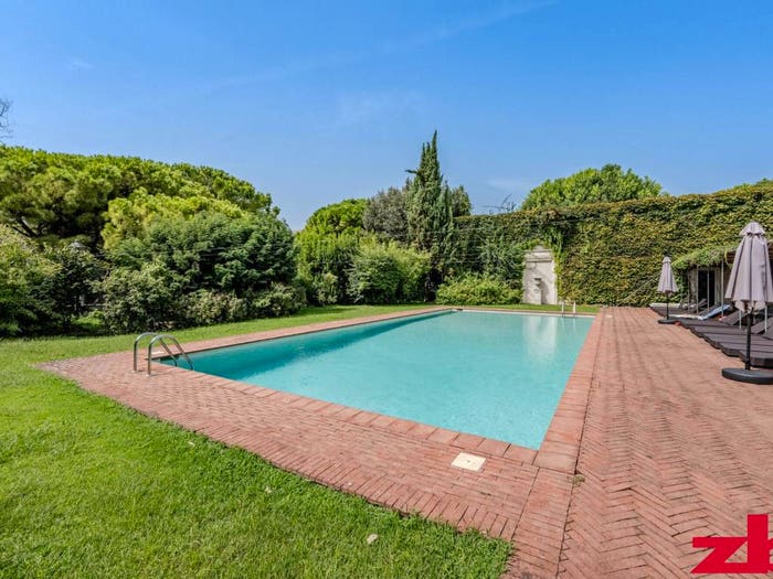 Appartamento con 6 locali in vendita in Via Federico Ricci, Albaro, Genova