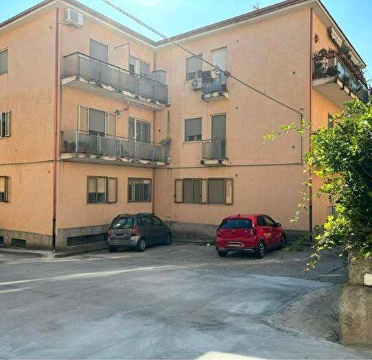 Appartamento trilocale in vendita in Via Bambinello Gesù, Stadio Pontepiccolo, Catanzaro