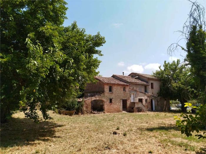 Casa con 6 locali in vendita in Monte San Vito