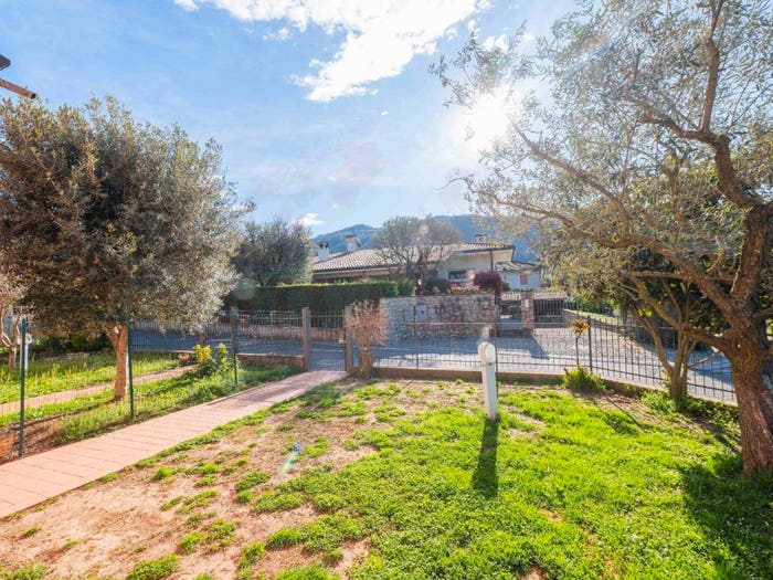 Appartamento quadrilocale in vendita in Via Grisone, Centro, Ome