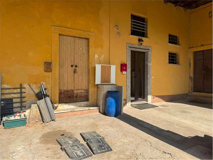 Casa bilocale in vendita in Via Volta, Paderno d'Adda