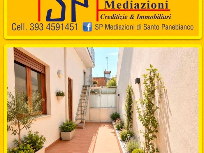 Casa trilocale in vendita in Via Umberto I, Fiumefreddo di Sicilia