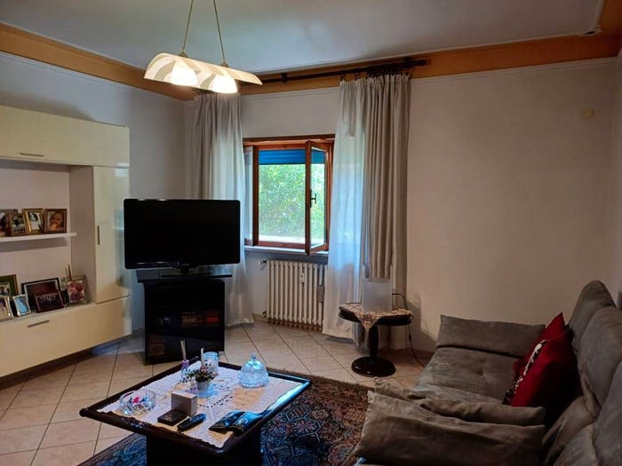 Appartamento quadrilocale in vendita in Via Pomposa, Ferrara
