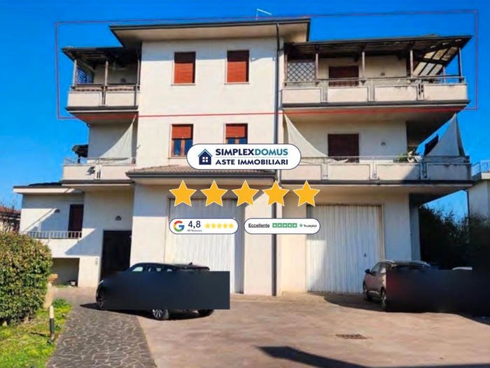 Appartamento con 6 locali in vendita in Strada del Pasubio, Maddalene, Vicenza