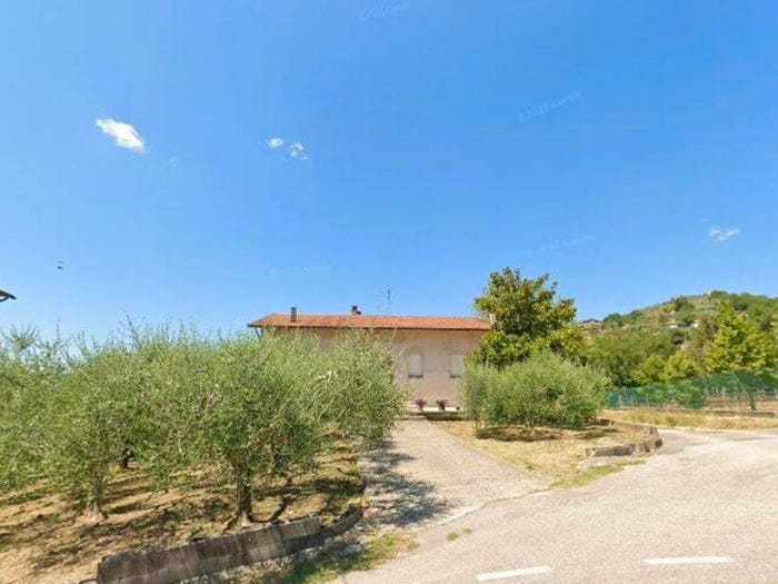 Appartamento con 6 locali in vendita in Loc Castelvieto Via Montebello Corciano PG, Pantanella, Corciano