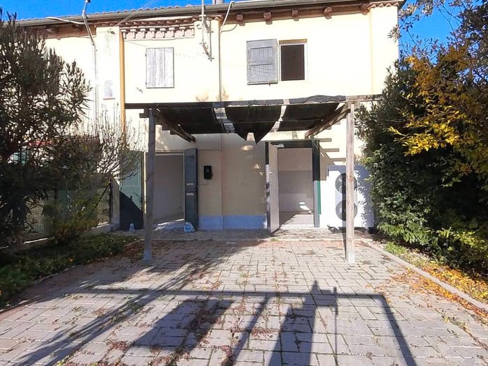Casa quadrilocale in vendita in Via Paolino Rinaldi, Frazioni di Molinella, Molinella