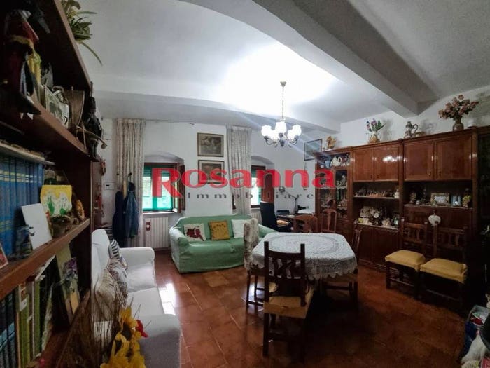 Appartamento con 5 locali in vendita in Piazza Giuseppe Mazzini, Porta a Mare Mazzini, Livorno