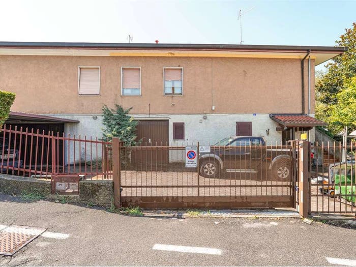 Casa trilocale in vendita in xxv aprile, Centro, Mozzo