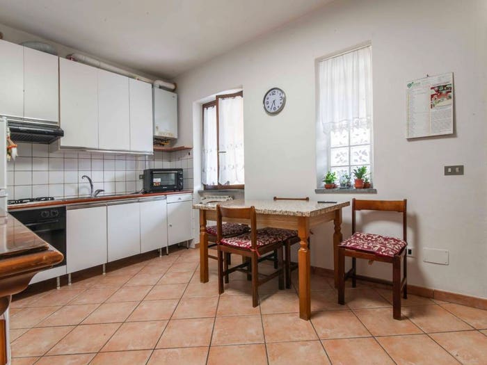 Appartamento bilocale in vendita in Via M Mazza, Centro, Guanzate