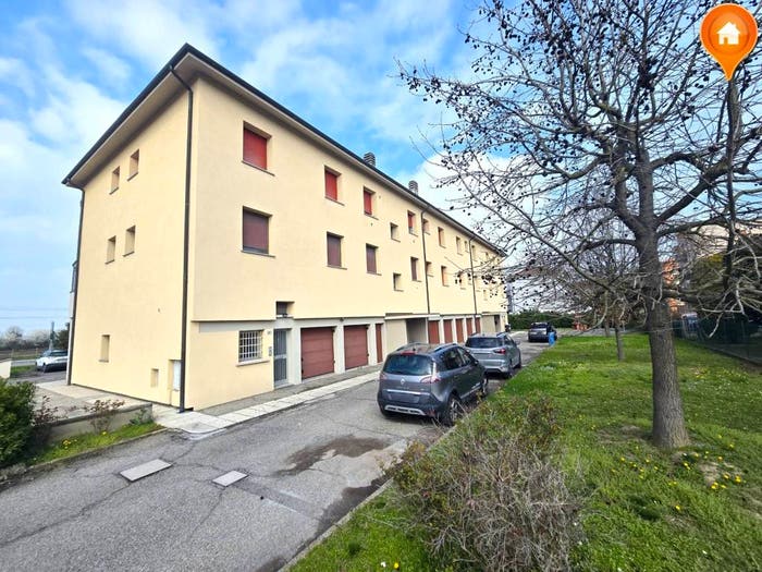 Appartamento trilocale in vendita in Via Provinciale, San Vincenzo, Galliera
