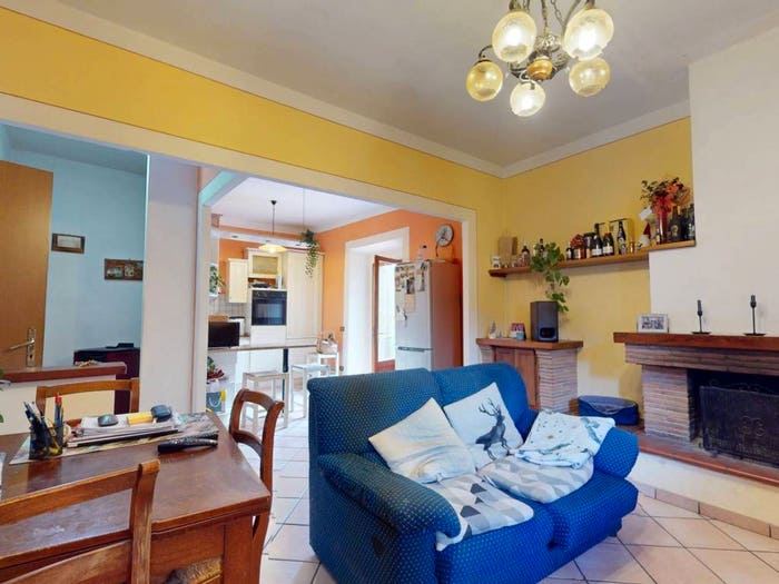 Appartamento con 5 locali in vendita in Via della Rocca, Centro, Coreglia Antelminelli