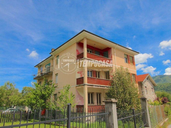 Casa con 6 locali in vendita in Via Albaretta, Centro, Garessio