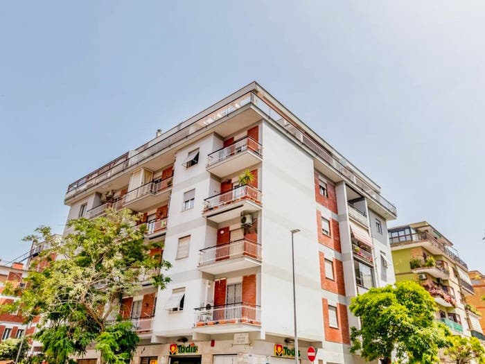 Appartamento quadrilocale in vendita in Via Ludovico De Filippi, Ostia Levante, Roma