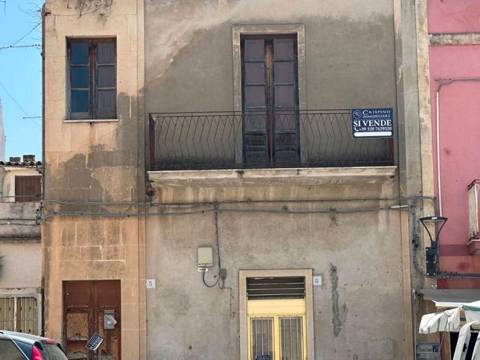 Casa quadrilocale in vendita in Piazza Montecanosa, Centro, Noto