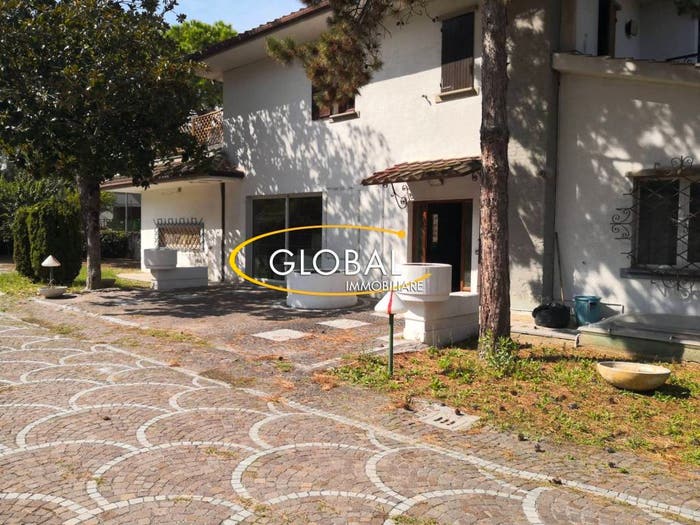 Casa con 6 locali in vendita in Borgo Rodi, Ancona