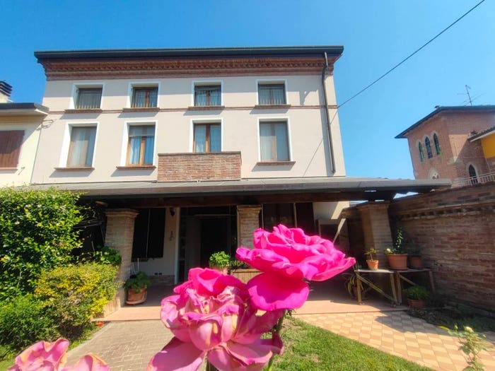 Casa con 5 locali in vendita in Casalbellotto, Casalmaggiore
