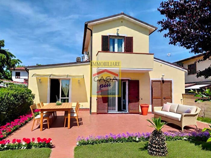 Casa con 6 locali in vendita in Via di Pratello, Titignano Visignano, Cascina