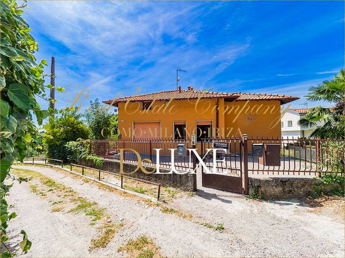 Casa trilocale in vendita in Albese con Cassano
