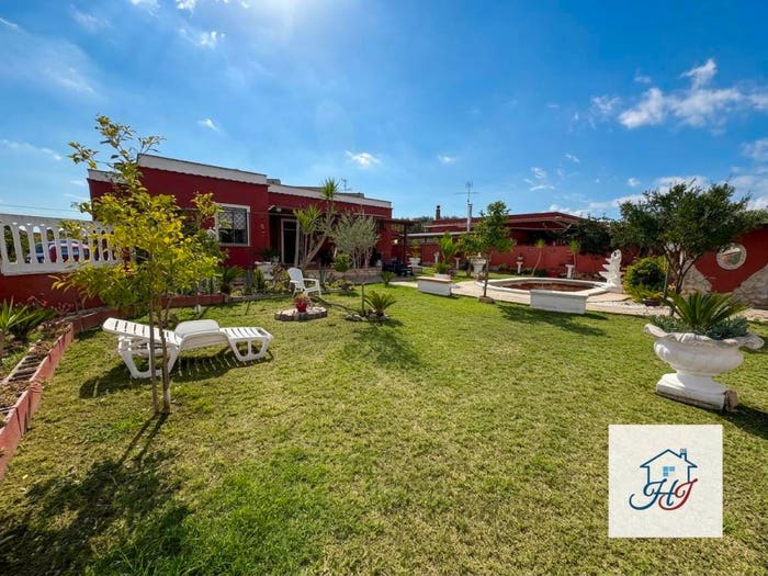 Casa con 6 locali in vendita in via val di chiana, Ponserico Cretarossa, Nettuno
