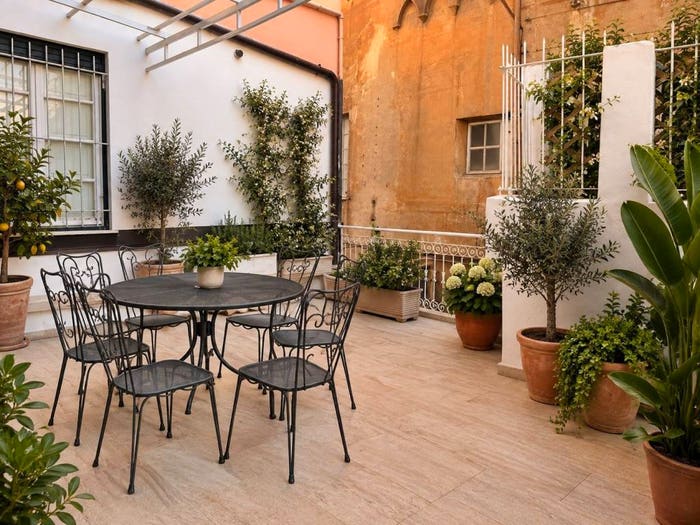 Appartamento quadrilocale in vendita in Via Archivolto del Teatro, Centro, Albenga