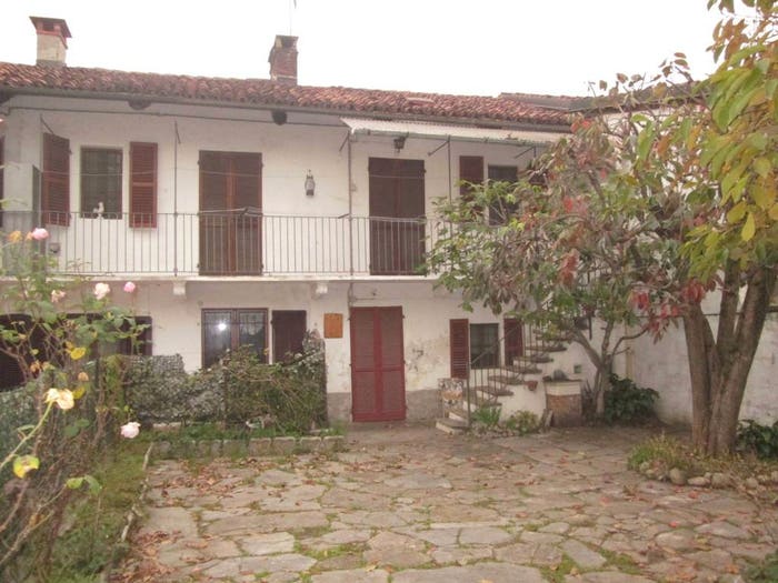 Casa trilocale in vendita in Via Giovanni Maria Palmero, Centro, Moretta
