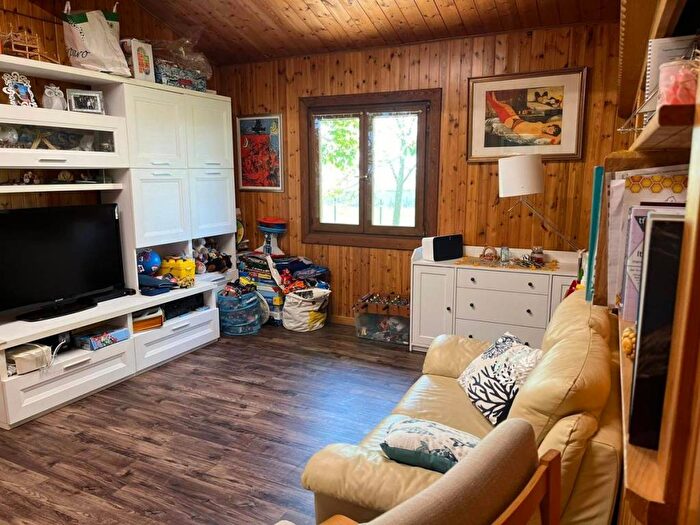 Casa con 5 locali in vendita in Contrada Veroni snc, Mosciano Sant'Angelo