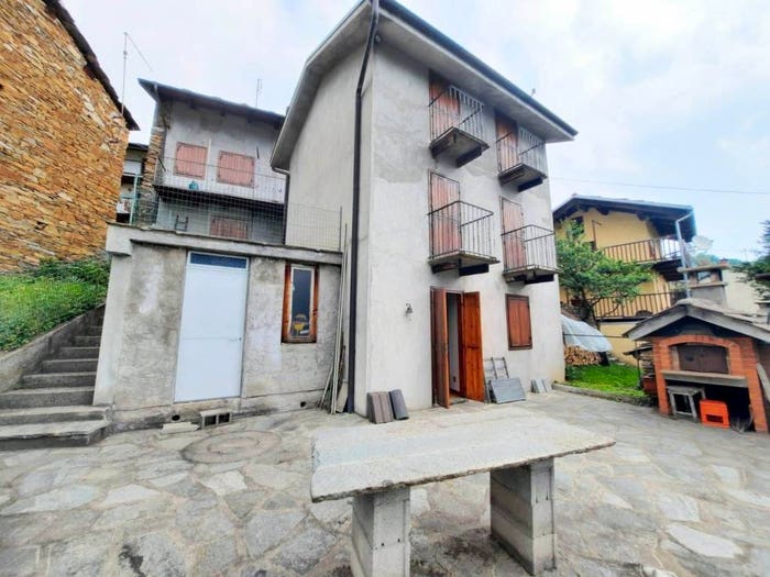 Casa quadrilocale in vendita in Borgata Pomeano, Pramollo