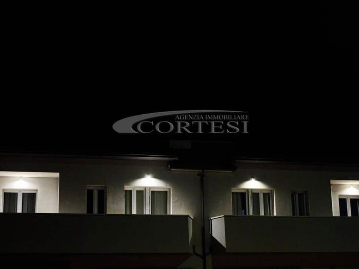 Appartamento con 6 locali in vendita in Via Morandi, Marotta, Mondolfo
