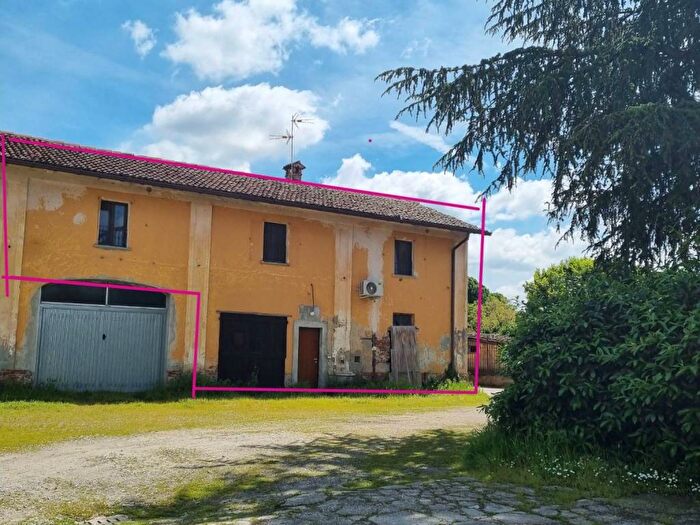 Appartamento con 5 locali in vendita in San Bernardo Olmo, Lodi