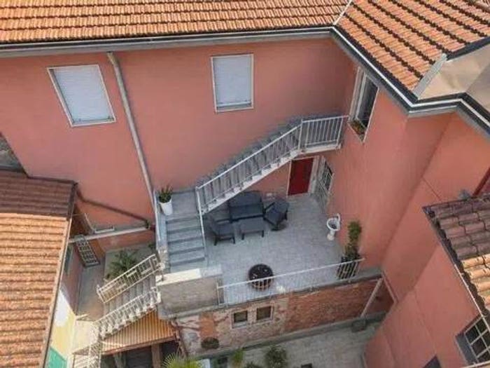 Appartamento trilocale in vendita in Via Confalonieri, Centro, Luino