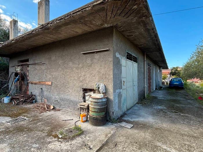 Casa con 6 locali in vendita in Via Enrico Medi, Centro, Barcellona Pozzo di Gotto