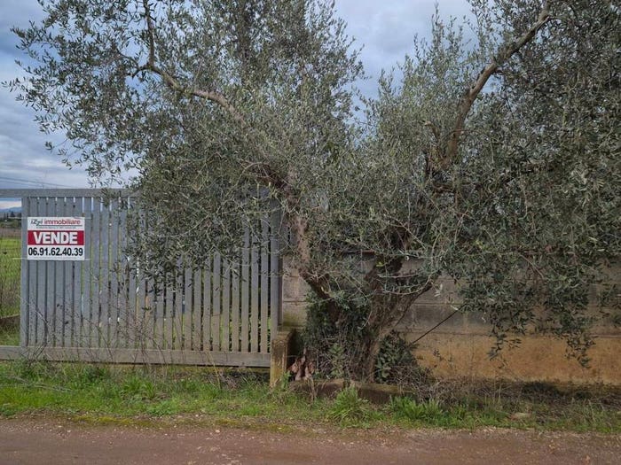 Casa trilocale in vendita in Via della Madonnina, Pescarella Montagnano di Ardea, Ardea