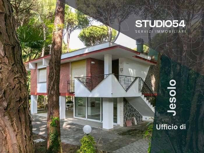 Appartamento trilocale in vendita in Viale Belgio, Pineta, Jesolo
