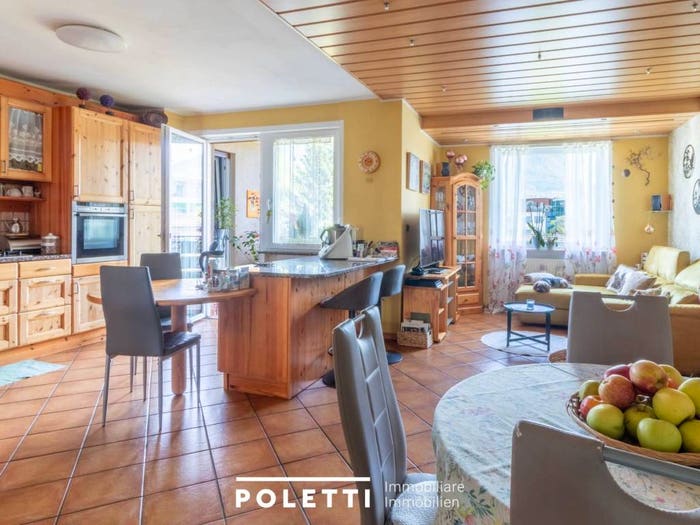 Appartamento quadrilocale in vendita in Via Marlengo, Centro, Merano