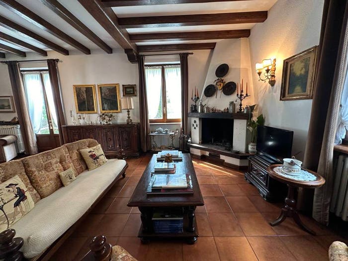 Casa con 5 locali in vendita in Via Asiago, Semicentro, Cantù