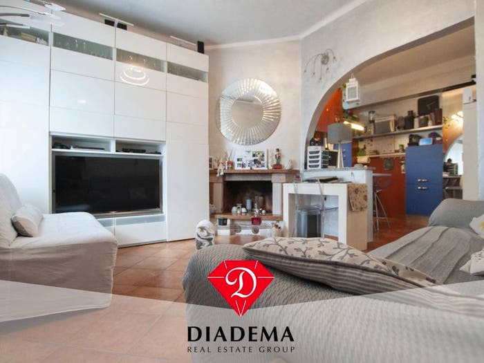 Appartamento trilocale in vendita in Via Gramsci, Villadosia, Casale Litta