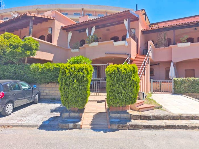 Appartamento trilocale in vendita in Via Prestipaolo, Tonnarella, Furnari