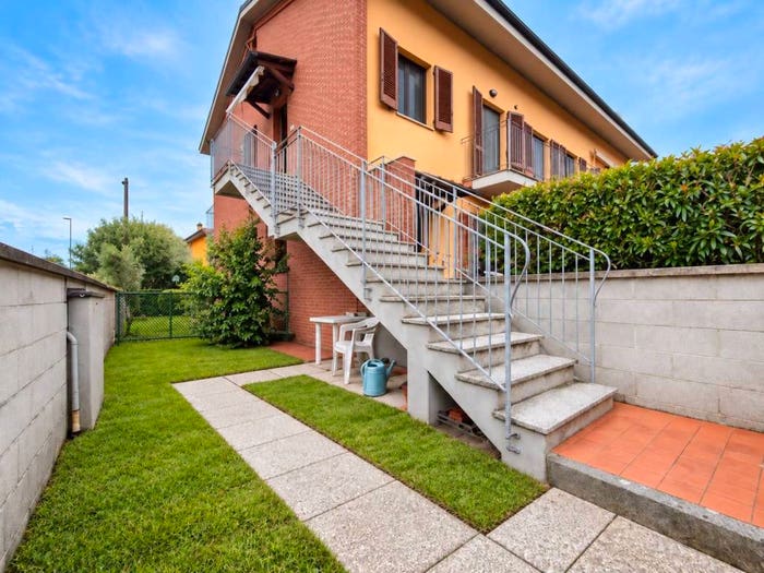 Appartamento quadrilocale in vendita in Via Delle Camelie, Parco San Rossore Madonna dell'Acqua, San Giuliano Terme