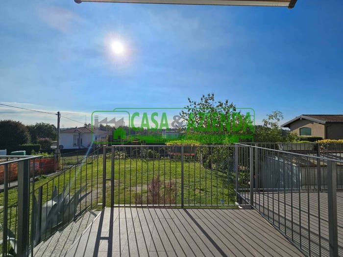 Casa con 5 locali in vendita in Via Casarico, Casarico, Montano Lucino