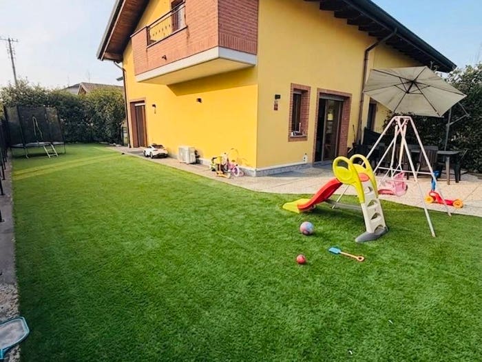 Casa quadrilocale in vendita in Via Torino, Nerviano