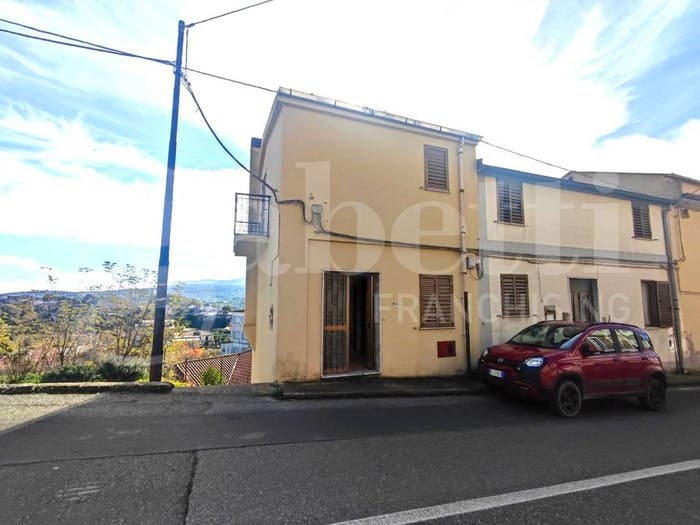 Appartamento trilocale in vendita in VIA G GARIBALDI, San Vito sullo Ionio